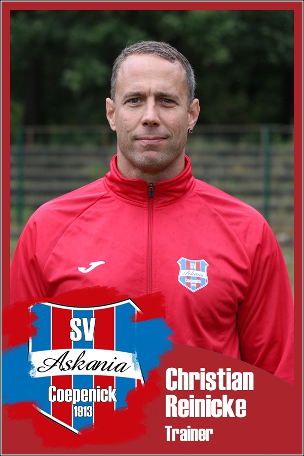 Christian Reinicke (Trainer 2.F-Junioren 2016/2017) Christian Reinicke (Trainer 2.F-Junioren 2016/2017)